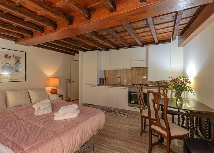 Maison Delle Fratte At Spanish Steps